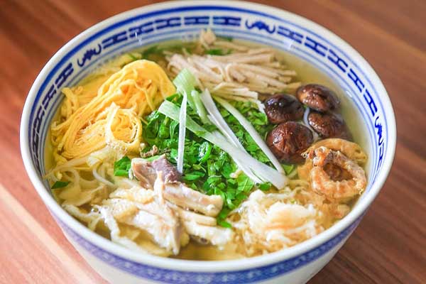 Bún thang, thức quà tinh tế của Hà Nội