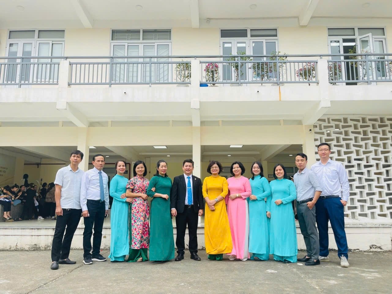 Giới thiệu Viện Hà Nội học và Đào tạo Quốc tế