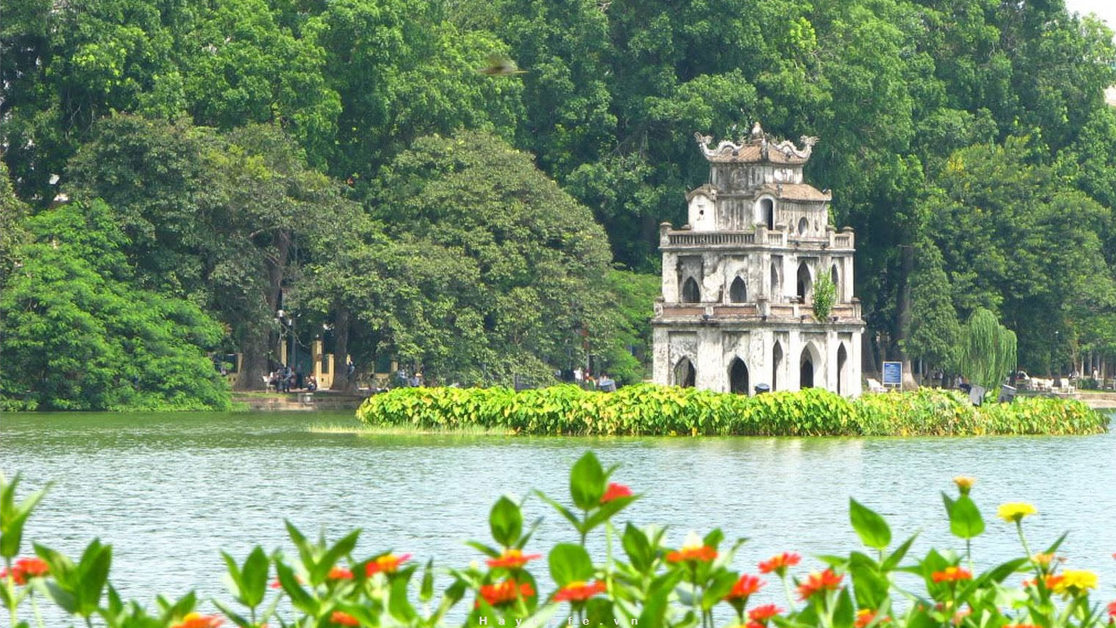 Hoan Kiem lake - the cultural and historical heart of hanoi